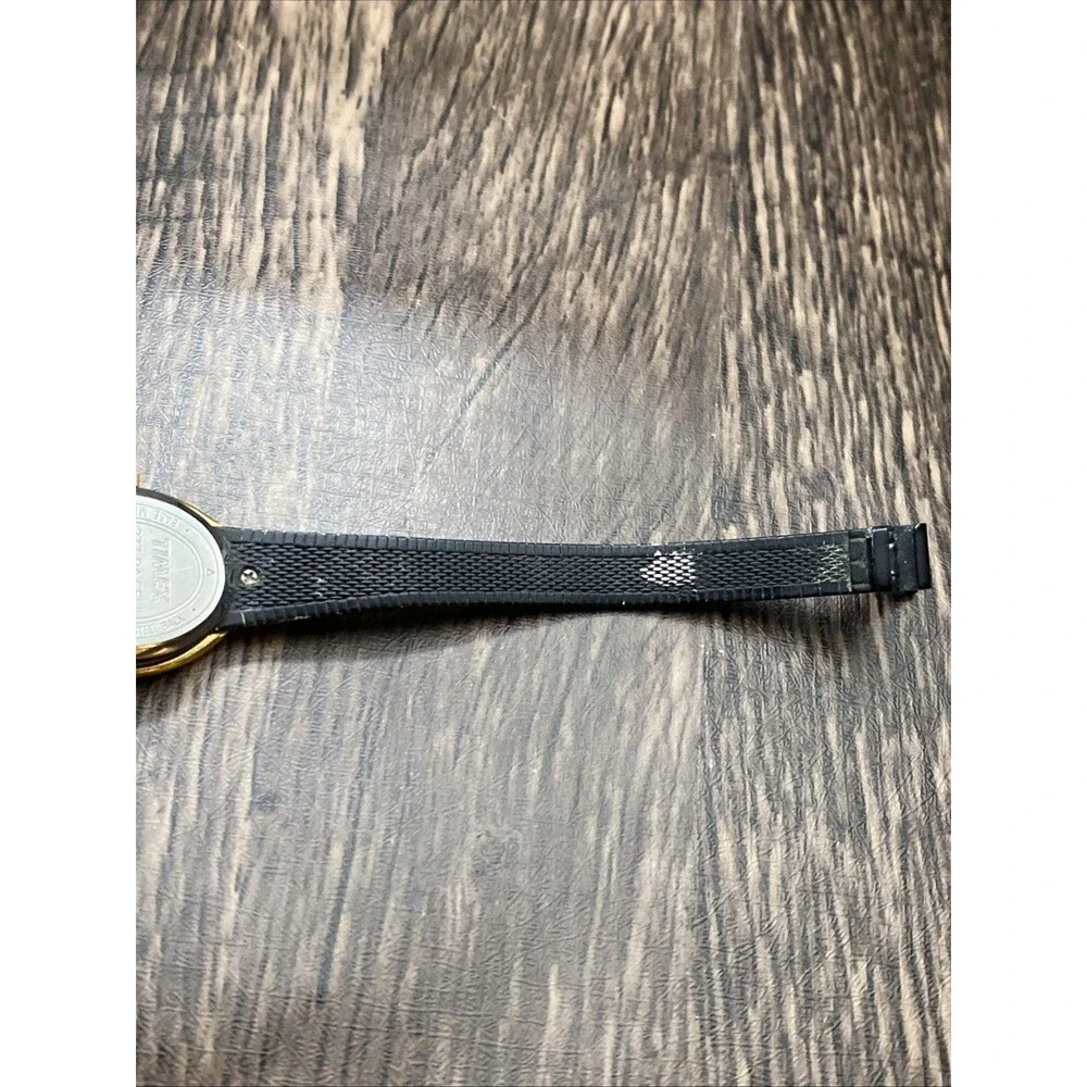 Timex Women's Watch Unique gold bevel. Working, New Battery Black Metal Band